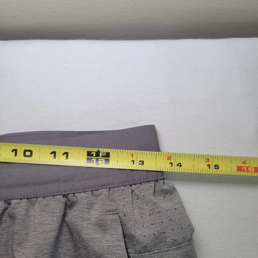Nike Dri-Fit Athletic Shorts Gray Woman's‎ Small